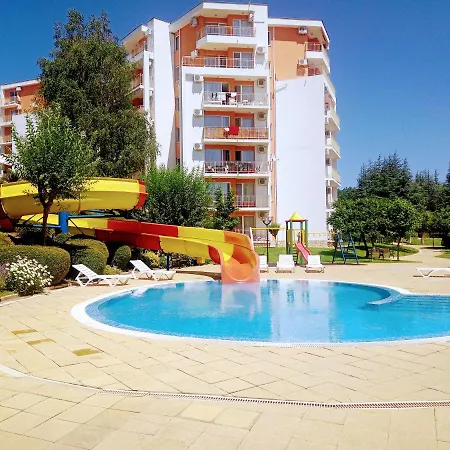Daire Family Apartament Crown-bastetbs Sveti Vlas