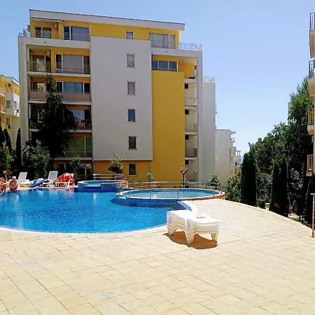 Family Apartament Crown-bastetbs Daire Sveti Vlas